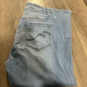 Women's Straight Leg Jeans - Light Blue